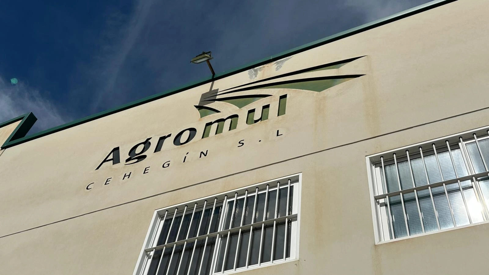 Instalaciones de Agromul — distribuidor de fitosanitarios en Cehegín